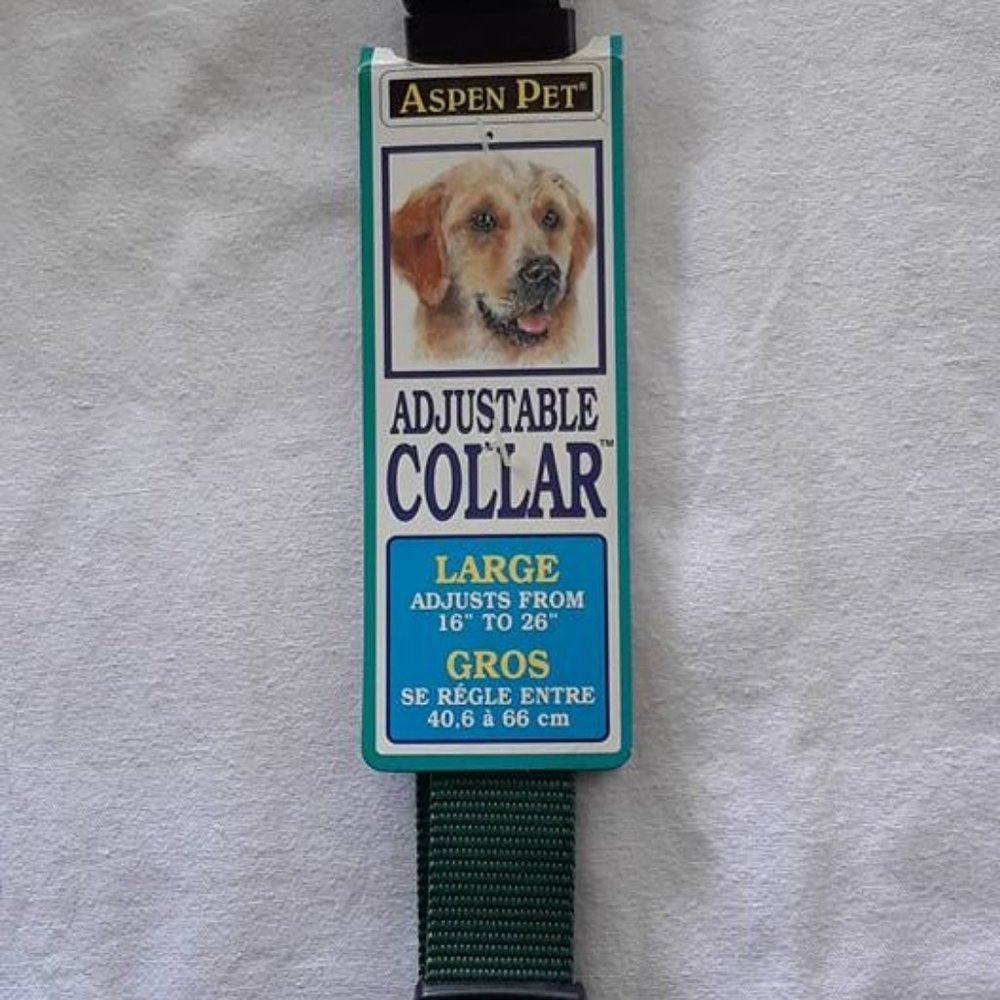 Dog collar adjustable for large dog